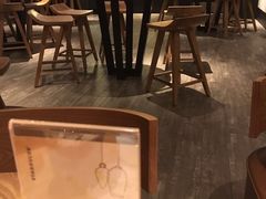 大堂-星巴克(温州龙湾万达店)