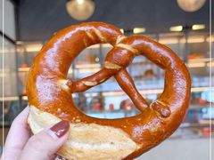 -老梦面包CHEZMOREL(麦子店)