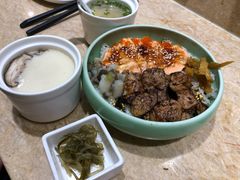 鹅肝三文鱼盖饭-东京屋(武定路店)