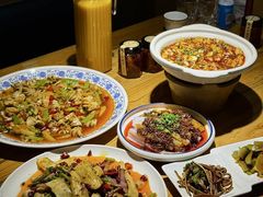 -小三峡食府(西五路店)