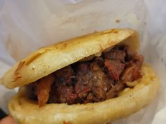 精品火烧-闫家驴肉老店(华电一校店)