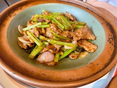 -吕氏焗小鲜•海鲜青岛菜(总店)