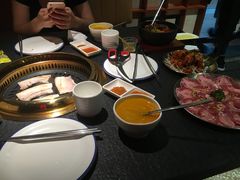 -嘿嘟嘟·肋条烧肉放题(爱融荟城店)
