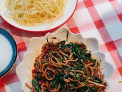 -洪霞餐馆·川菜·鲜货现炒(两江春城店)
