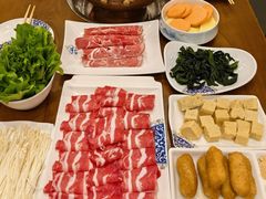 -楼外楼大刀肉传统火锅居(博学路店)