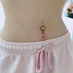 -AI艾耳·专业手工耳洞·穿孔美学馆