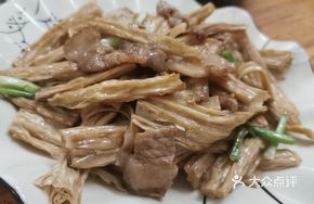Hakka Dabu Tofu Skin and Pork Dish