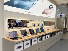 -华为授权体验店(中山公园来福士)