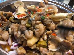 -丹江口渔村·湘味厨房(桃园店)