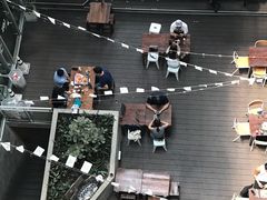 -ROAST coffee & eatery