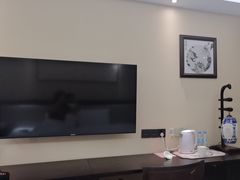 -广东大厦酒店(广州北京路步行街纪念堂地铁站店)