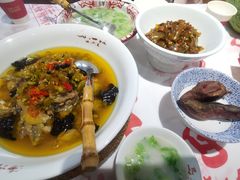 仙庾岭酸辣椒蒸鸡-西江红·株洲本地菜(滨江南路店)