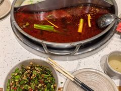 -肖肖酸萝卜鱼火锅(总店)