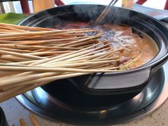 -钢管厂五区小郡肝串串香(蜀都万达店)