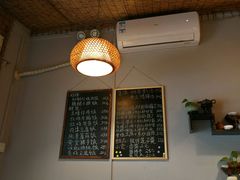 -蜗牛小馆醉乡民谣云南菜(惠新西里店)