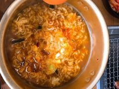 -肉甲韩国木炭烤肉(新壹街1店)