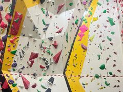 -问山MountQuest攀岩馆