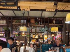 -领鲜活海鲜榴莲自助火锅(东门店)