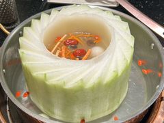 -得意咚瓜·顺德鱼生·冬瓜火锅(深圳首店)