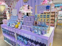 -名创优品(万达广场河东店)