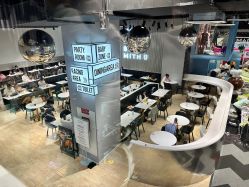 -MINI MARS KIDS CLUB亲子家庭中心(长宁天山店)