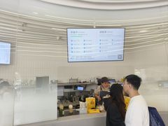 -喜茶(迪士尼小镇·平行宇宙店)