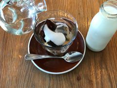 -ROAST coffee & eatery