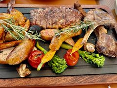 -Golden Lily河内巴黎法越料理餐厅(建国西路店)