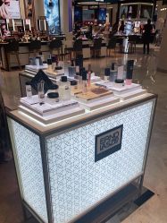 点击看大图 -奥伦纳素Erno Laszlo