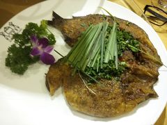 罗非鱼-香巴拉云南餐厅(华莱坞店)