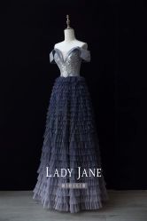 -Lady  Jane高端婚纱礼服馆