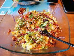 彩虹沙拉-临界音乐酒馆·小龙虾·江湖菜(华熙LIVE·鱼洞店)