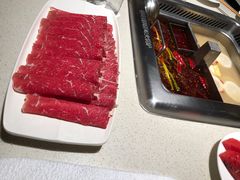 -海底捞火锅鲜切牛肉主题店(长寿路店)