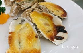 Fresh Oyster Dish