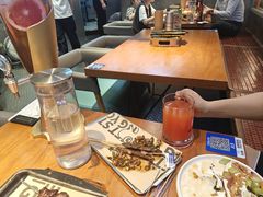 -路边羊烧烤酒场(宝带路店)