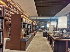 -茑屋书店(天目里店)