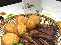本店酱肘子-京味民福烤鸭店(建设四马路店)