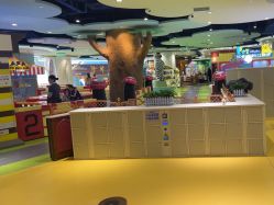 -MELAND CLUB亲子乐园•派对(虹桥万象城店)