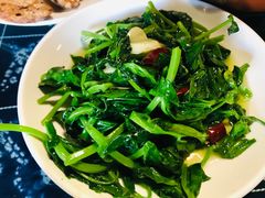 素炒豌豆尖-香满楼(临安路店)