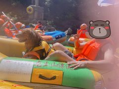 -安吉龙王山峡谷漂流