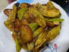 -山妹子铁锅炖
