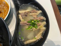 -新仙清汤牛腩(铜锣湾店)