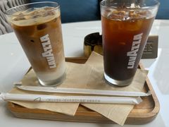 -LAVAZZA拉瓦萨咖啡(中航城君尚购物中心店)