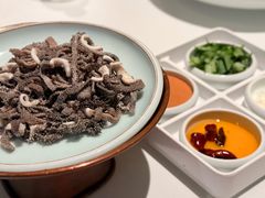 老牛街鲜爆肚-北平楼·烤鸭·北京菜(牡丹园店)