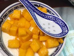 芒果奶羹-恒信牛奶甜品(南京总店)