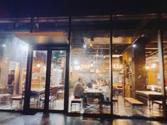 门面-琥珀老六龙虾(四里河店)