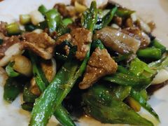 辣椒炒肉-临江餐馆二楼美食部落