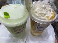 -奈雪的茶(鄞州万达店)