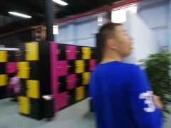 -嘿哟动霸CHUA·新潮玩运动娱乐中心·蹦床滑冰团建乐园