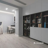 4室2厅3卫跃层里的那些通天柜